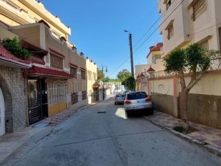 Bel appartement à vendre à Bel Air Val fleuri. 1 Pièce. Bien meublé - Appartement à vendre - Tanger