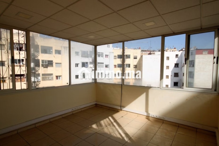 Casabelvedere prox tgv loue bureau 130 m² bon prix - Location Immobilier - Casablanca - photo 1