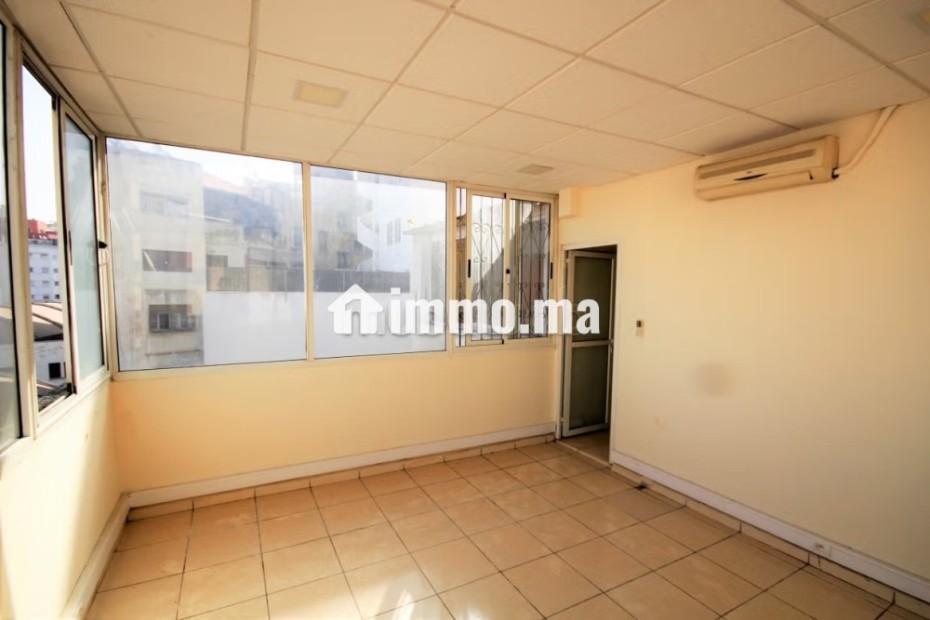 Casabelvedere prox tgv loue bureau 130 m² bon prix - Location Immobilier - Casablanca - photo 4