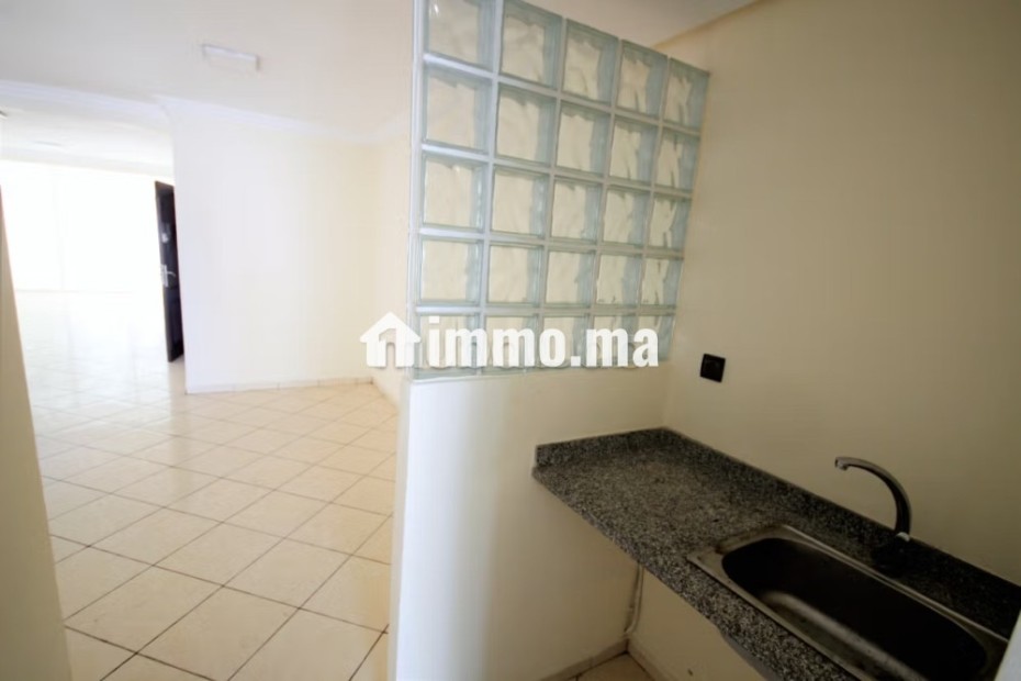 Casabelvedere prox tgv loue bureau 130 m² bon prix - Location Immobilier - Casablanca - photo 5