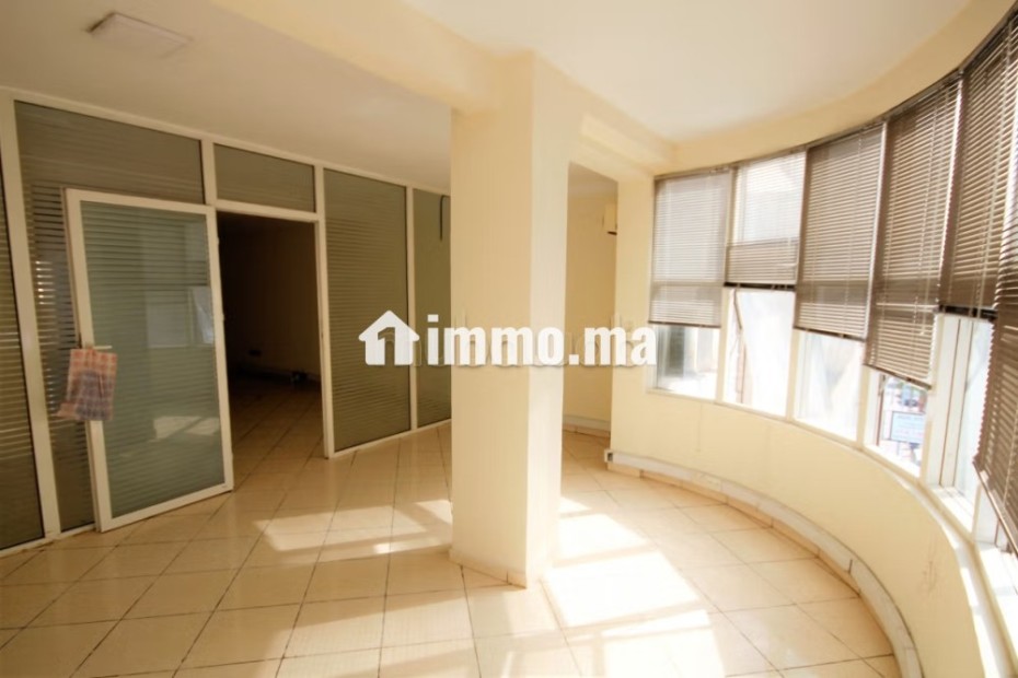 Casabelvedere prox tgv loue bureau 130 m² bon prix - Location Immobilier - Casablanca - photo 7