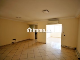 Casabelvedere prox tgv loue bureau 130 m² bon prix - Bureau à louer - Casablanca