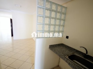 Casabelvedere prox tgv loue bureau 130 m² bon prix - Bureau à louer - Casablanca