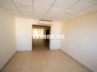 Casabelvedere prox tgv loue bureau 130 m² bon prix - Bureau à louer - Casablanca