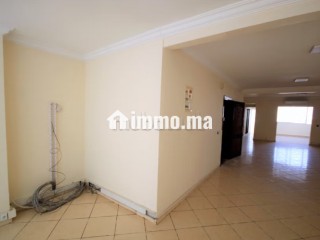 Casabelvedere prox tgv loue bureau 130 m² bon prix - Bureau à louer - Casablanca