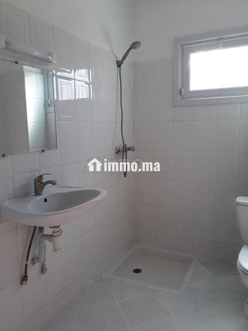 Appartement à louer 50 m² à Mohammedia - Location Immobilier - Mohammedia - photo 6