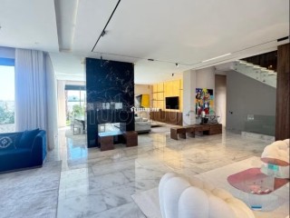 Location villa de luxe à El Menzeh. 5 chambres. Bien meublé - Villa à louer