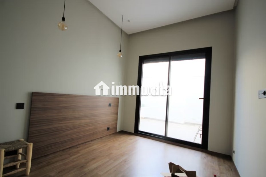 Loue palmier superbe meuble neuf 2 ch terrasse - Location Immobilier - Casablanca - photo 7