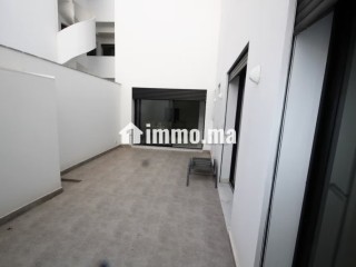 Loue palmier superbe meuble neuf 2 ch terrasse - Appartement à louer - Casablanca