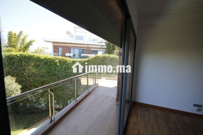 loue-luxe-villa-moderne-700-m2-piscin-residence-big-15