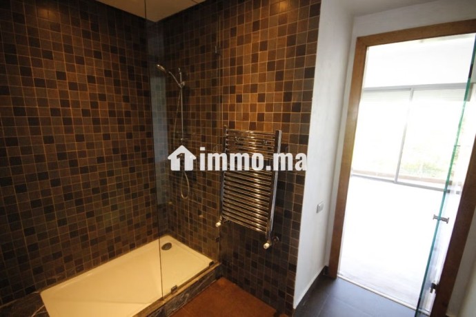loue-luxe-villa-moderne-700-m2-piscin-residence-big-16