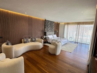 magnifique-villa-a-vendre-a-quartier-el-menzah-5-belles-chambres-climatisation-et-piscine
