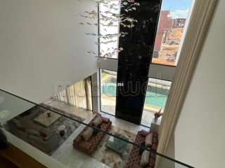 Magnifique villa à vendre à Quartier El Menzah 5 belles chambres. Climatisation et piscine - Villa à vendre - Rabat