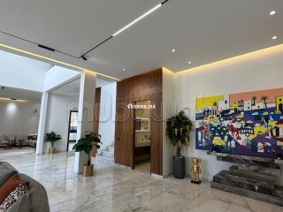 Magnifique villa à vendre à Quartier El Menzah 5 belles chambres. Climatisation et piscine - Villa à vendre - Rabat