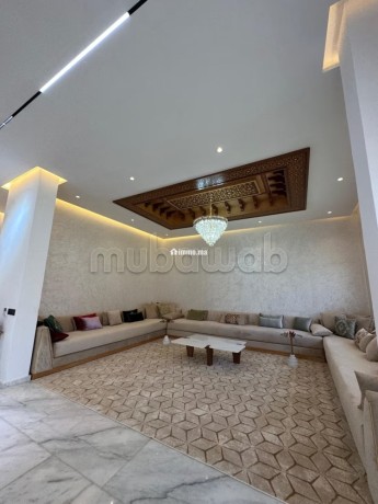 magnifique-villa-a-vendre-a-quartier-el-menzah-5-belles-chambres-climatisation-et-piscine-big-9