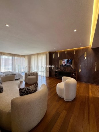 magnifique-villa-a-vendre-a-quartier-el-menzah-5-belles-chambres-climatisation-et-piscine-big-12