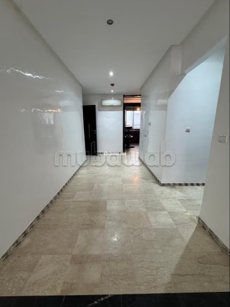 Appartement en vente à Bourgogne Ouest. Surface totale 80 m². Ascenseur et garage - Vente Immobilier - Casablanca - photo 2