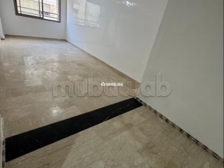 Appartement en vente à Bourgogne Ouest. Surface totale 80 m². Ascenseur et garage - Appartement à vendre - Casablanca