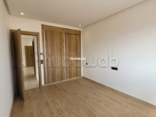 Bel Appartement Vide en location longue duree - Appartement à louer - Agadir