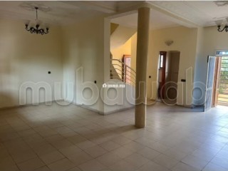 Location villa de haut standing à Harhoura. 5 grandes pièces. Porte blindée, salon marocain - Villa à louer - Harhoura