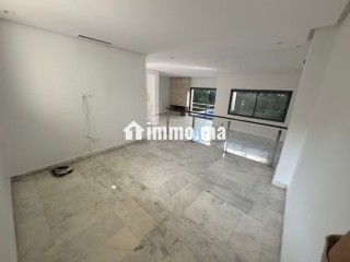 A Darbouaaza A Villa À Louer Vide avec piscine, 4 Chambres dans une résidence - Villa à louer - Dar Bouazza