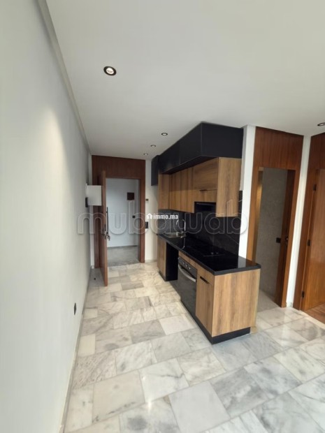 Studio neuf avec balcon, quartier Riviera - Location Immobilier - Casablanca - photo 2