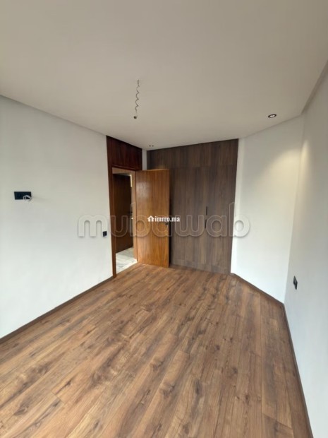 Studio neuf avec balcon, quartier Riviera - Location Immobilier - Casablanca - photo 4