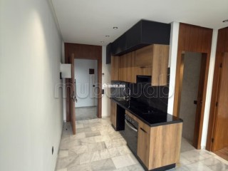 Studio neuf avec balcon, quartier Riviera - Appartement à louer - Casablanca