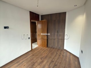 Studio neuf avec balcon, quartier Riviera - Appartement à louer - Casablanca