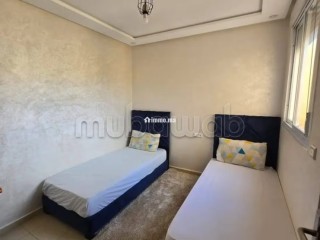 Location d'un appartement à Azrou. Surface de 98 m². Salon traditionnel et porte blindée - Appartement à vendre - Azrou