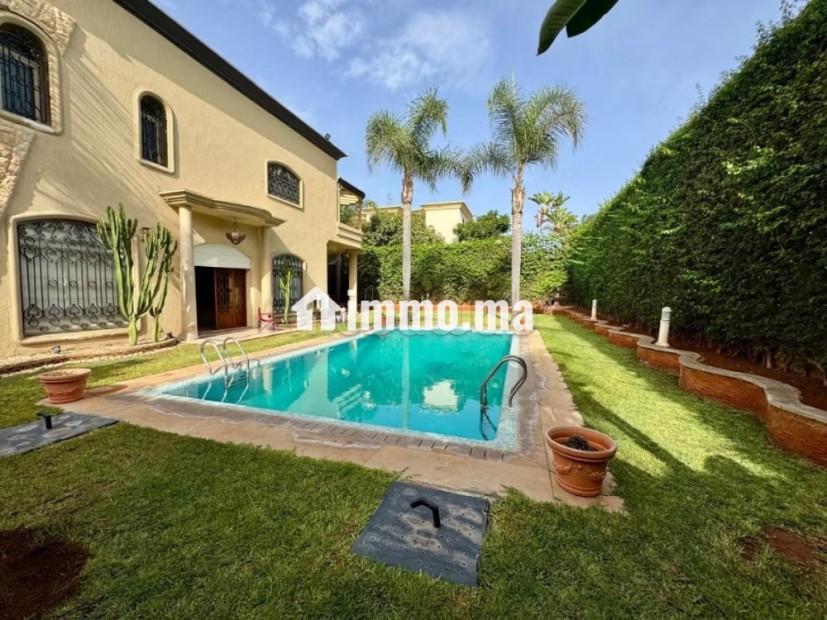 Villa de luxe à louer avec piscine - Location Immobilier - Casablanca - photo 1
