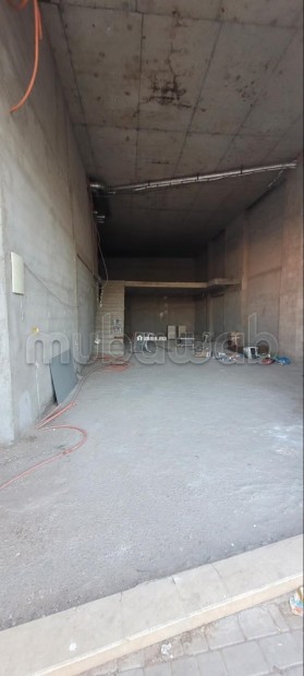 Local commercial à l'achat à Boulevard Med 6.
Surface de 210 m² - Vente Immobilier - Marrakech - photo 3