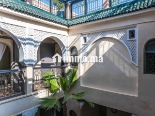 Riad d’exception titré au cœur de la médina - Villa à vendre - Marrakech