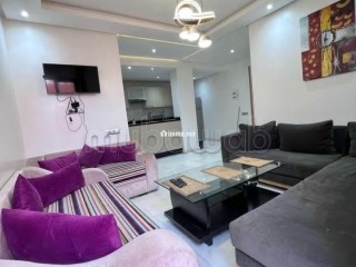 Location saisonnière à Guéliz. Surface de 90 m². Antenne parabolique, résidence sécurisée - Appartement à vendre - Marrakech