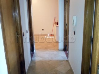 Très bel appartement en location à Agdal. 3 pièces confortables. Ascenseur et places de parking - Appartement à louer - Rabat