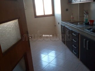 Très bel appartement en location à Agdal. 3 pièces confortables. Ascenseur et places de parking - Appartement à louer - Rabat