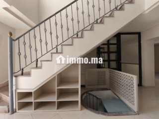 Petit bijou style grec en vente - Appartement à vendre - Dar Bouazza