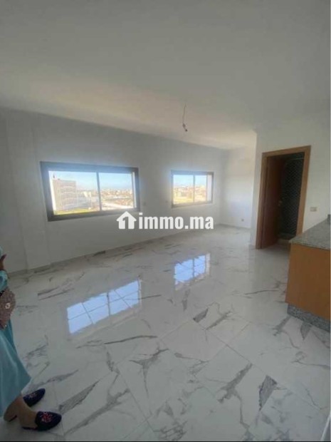 À LOUER – Studio 40 m² au centre-ville de Témara ( - Location Immobilier - Temara - photo 2