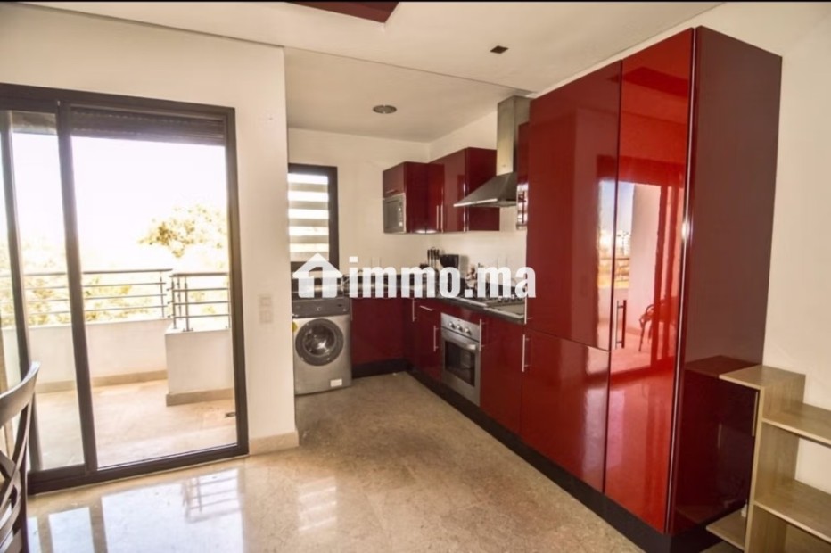 Top studio meuble avec terrasse sans vis a vis - Location Immobilier - Casablanca - photo 2
