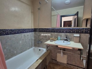 Dans très belle résidence, appartement meublé, 2 ch, terrasse et rooftop, vue Atlas - Appartement à vendre - Marrakech