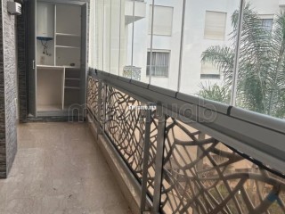 Superbe appartement à louer à oasis 3 chambres. Terrasse et ascenseur - Appartement à louer - Casablanca