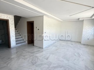 Duplex luxueux de 107m², à seulement 5min de la mer - Appartement à vendre - Tanger