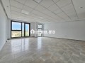 Étage professionnel de 741 m² à louer à Rabat - miniature 1