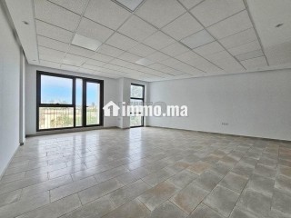 Étage professionnel de 741 m² à louer à Rabat - Bureau à louer - Rabat