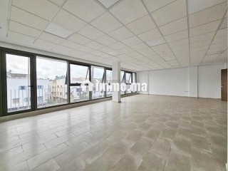 Étage professionnel de 741 m² à louer à Rabat - Bureau à louer - Rabat