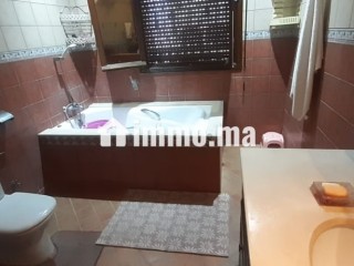 Location saisonnière villa haut standing à Sidi Hajji. Surface de 450 m². Parking et terrasse - Villa à vendre - Sale