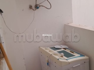 Location d'un appartement à Hay Salam. 3 grandes pièces. Salon traditionnel, antenne parabolique générale - Appartement à vendre - Agadir