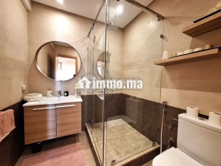 Vend appartement à Val Fleury. 2 pièces. Salon traditionnel et système d'antenne parabolique - Appartement à vendre - Casablanca