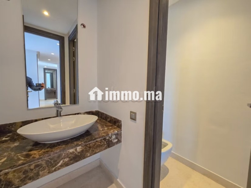 Ain diab, superbe appartement F4 avec vue sur mer - Location Immobilier - Casablanca - photo 4