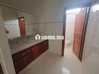 Villa a vendre a bir rami est - Villa à vendre